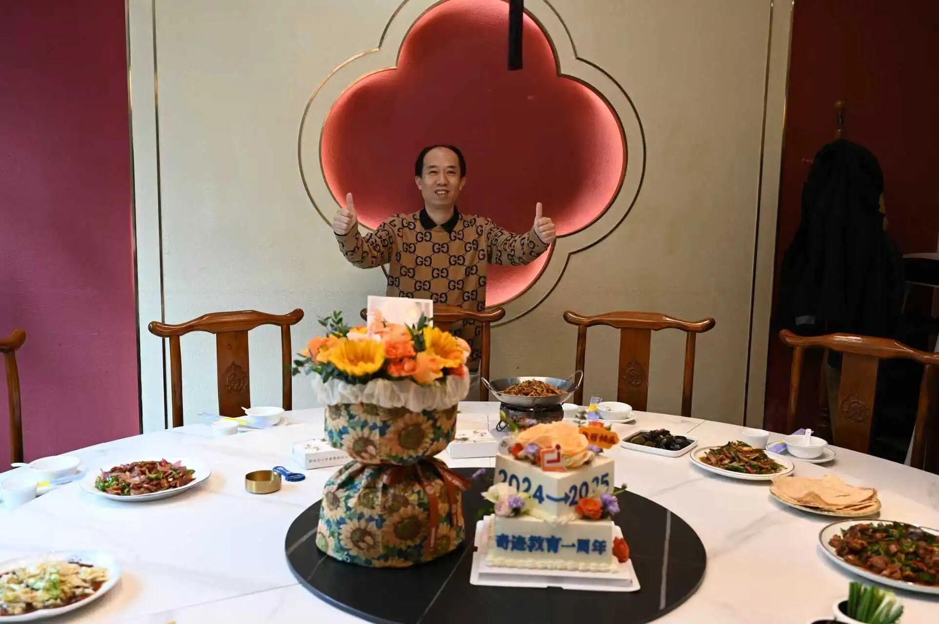 一周年致信：以教育为炬，与奇迹同行